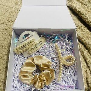 Pearl Hair Accessories Gift Set